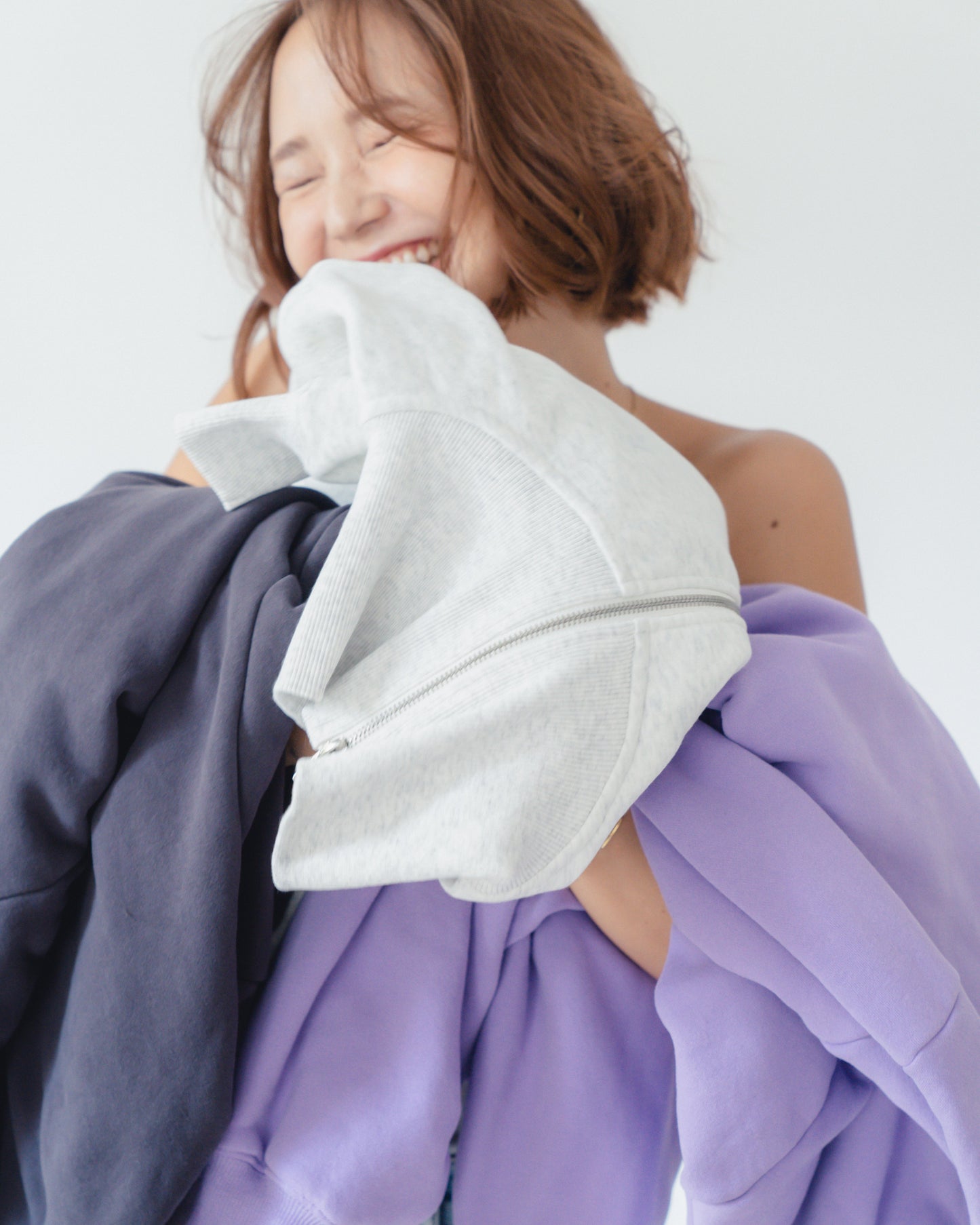 COZY ZIP UP SWEAT SHIRT