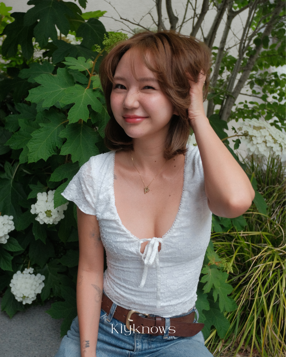 Flower lace tops